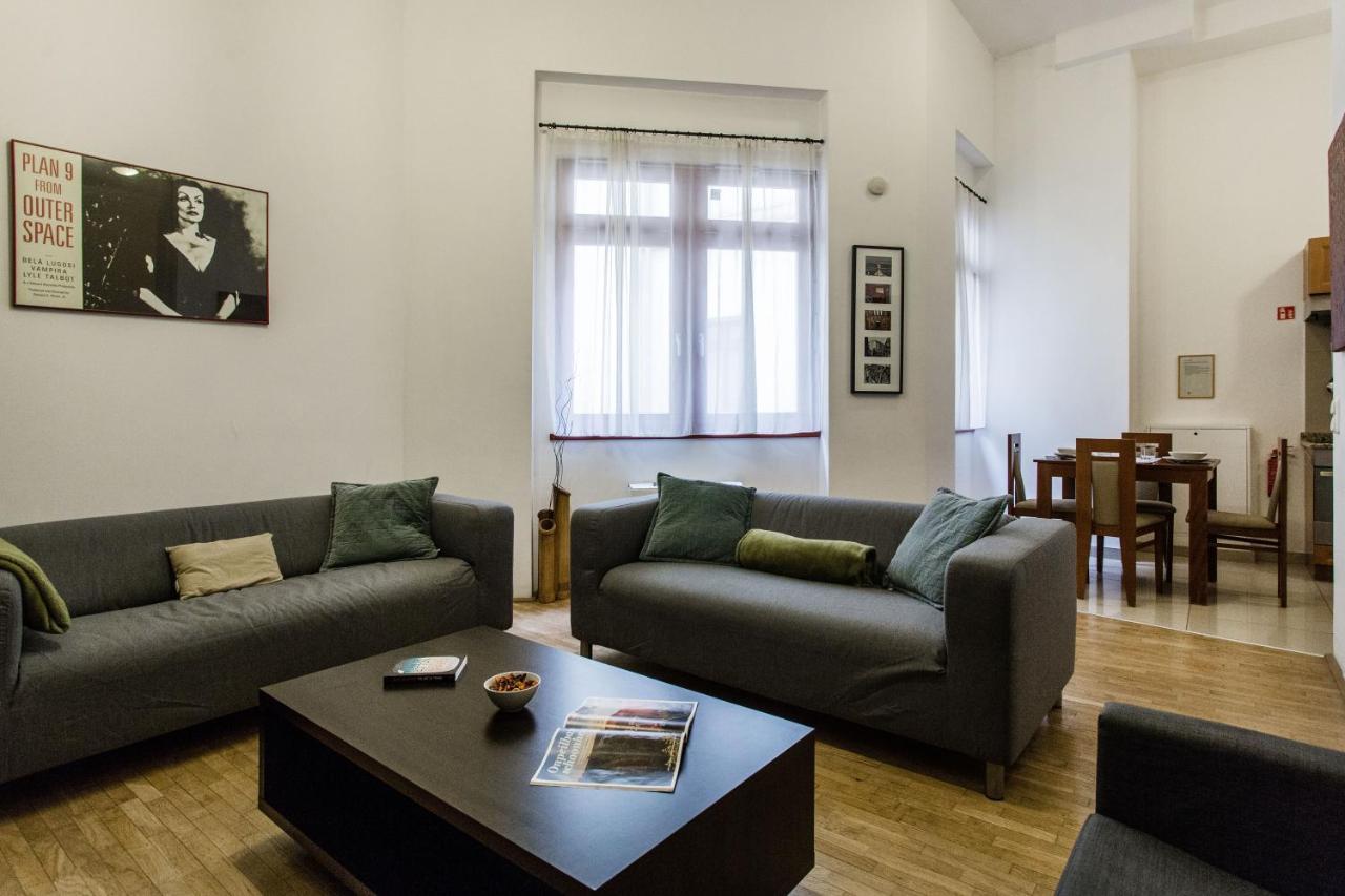 Family Suite By Heroes' Square Budapest Eksteriør billede